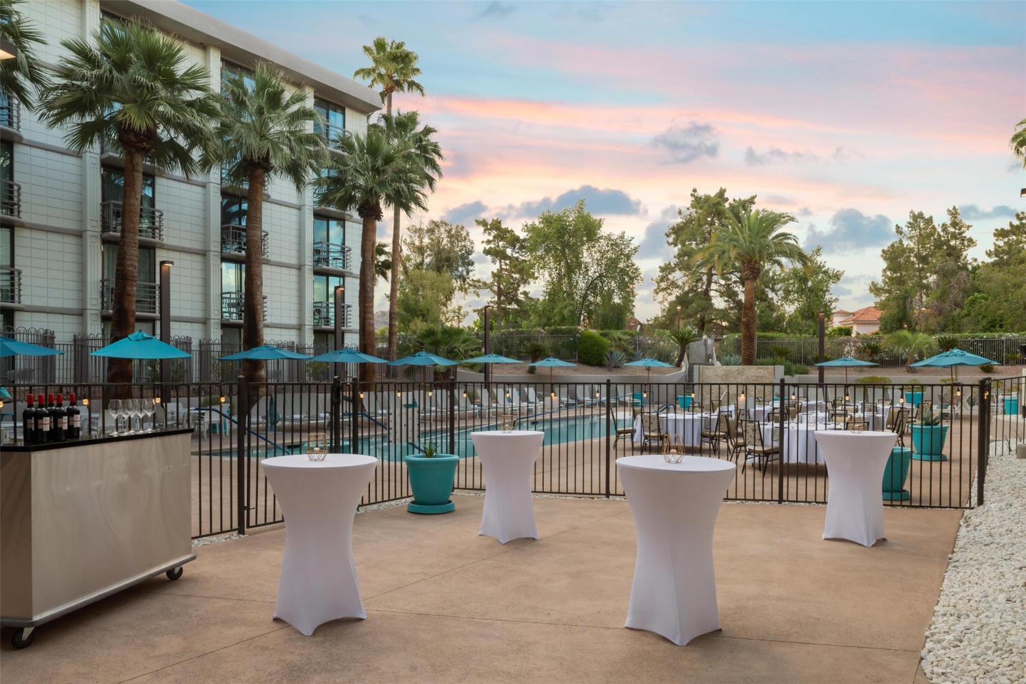 Embassy By Hilton Biltmore Hotel Phoenix