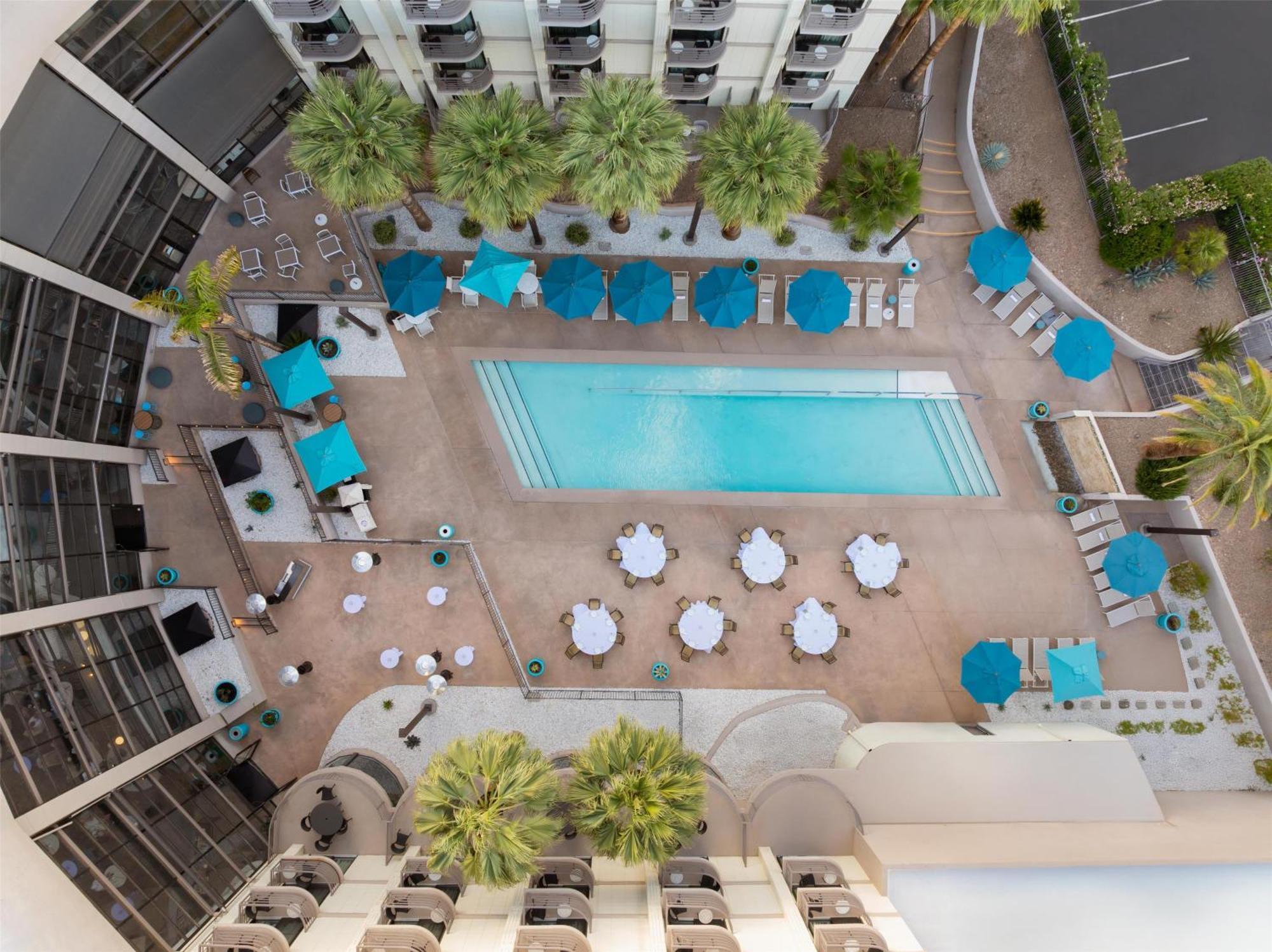 Hotel Embassy By Hilton Biltmore