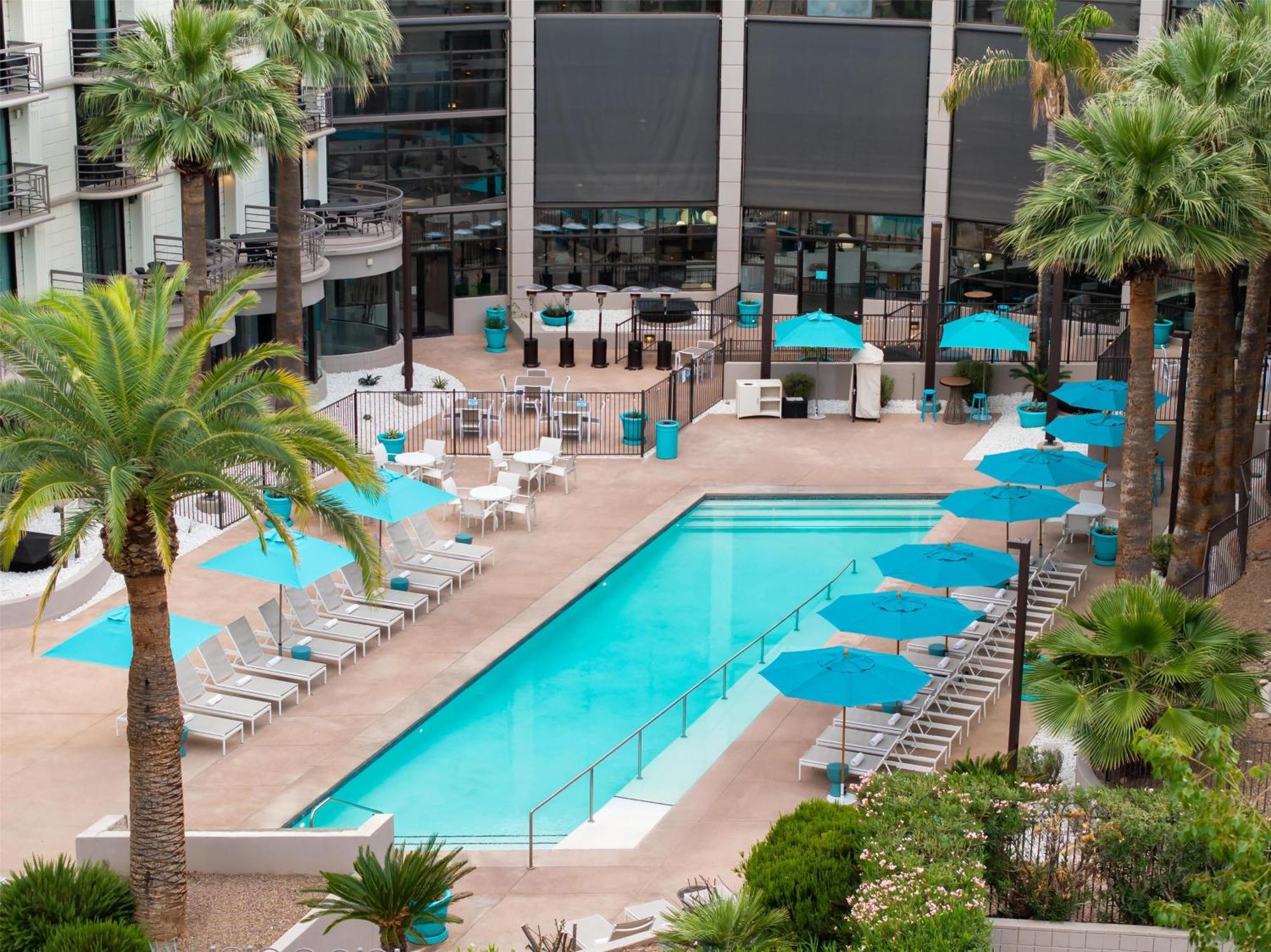 Hotel Embassy By Hilton Biltmore 3*